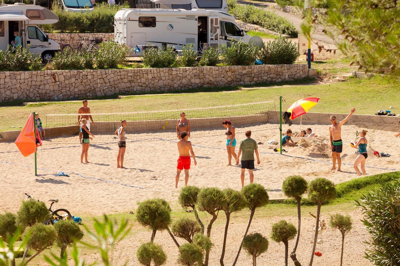 Victoria Mobilehome Camping Village Poljana Мали-Лошинь Экстерьер фото